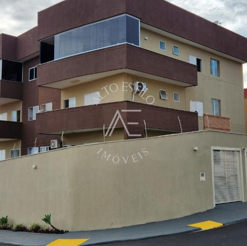 Apartamento com 2 dorm 1 suite Com Elevador 2 vagas
