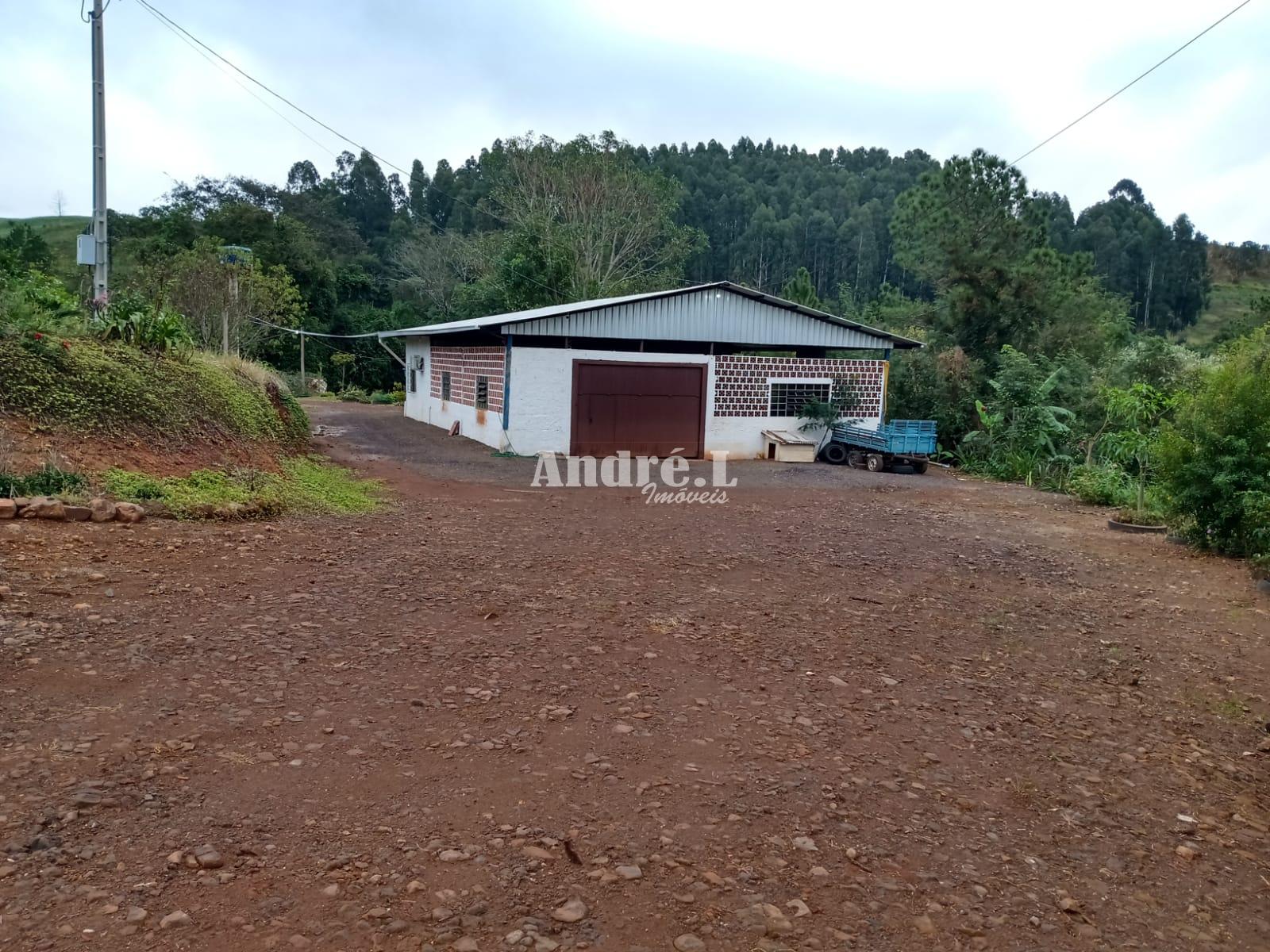 LINDO SITIO EM MARMELEIRO   KM10   BR SENTIDO BARRACO.
