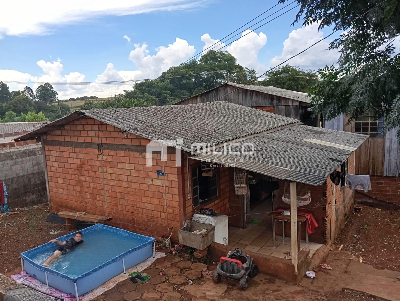 Meio lote  venda, com casinha NOVO MUNDO, FRANCISCO BELTRAO - PR