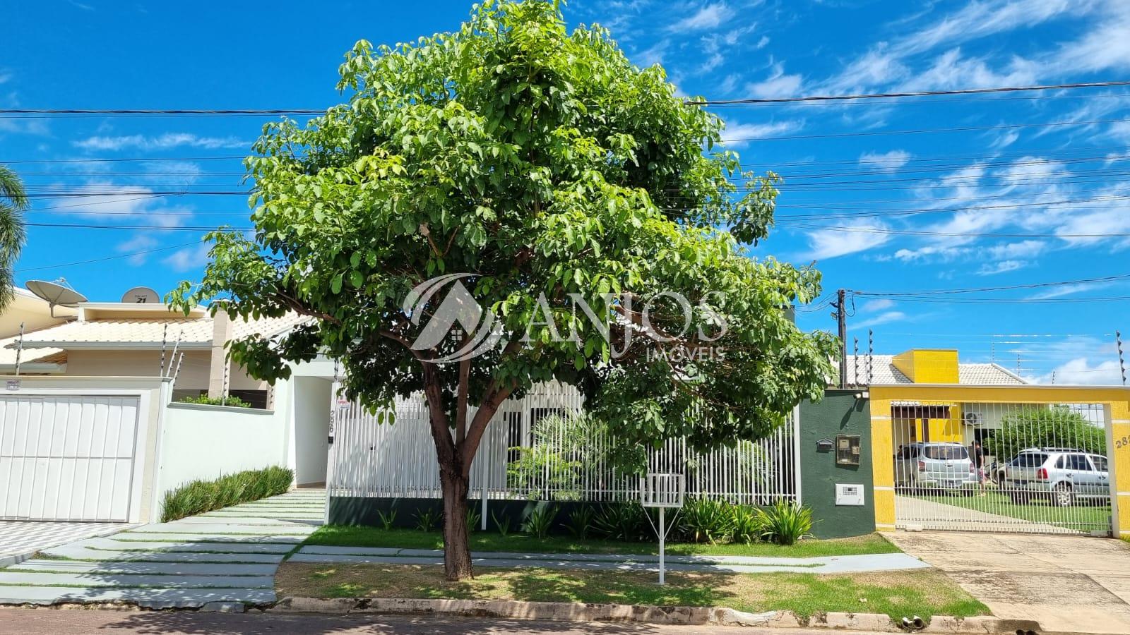 CASA A VENDA NO JARDIM BELO HORIZONTE, COM PISCINA  EM SINOP -...