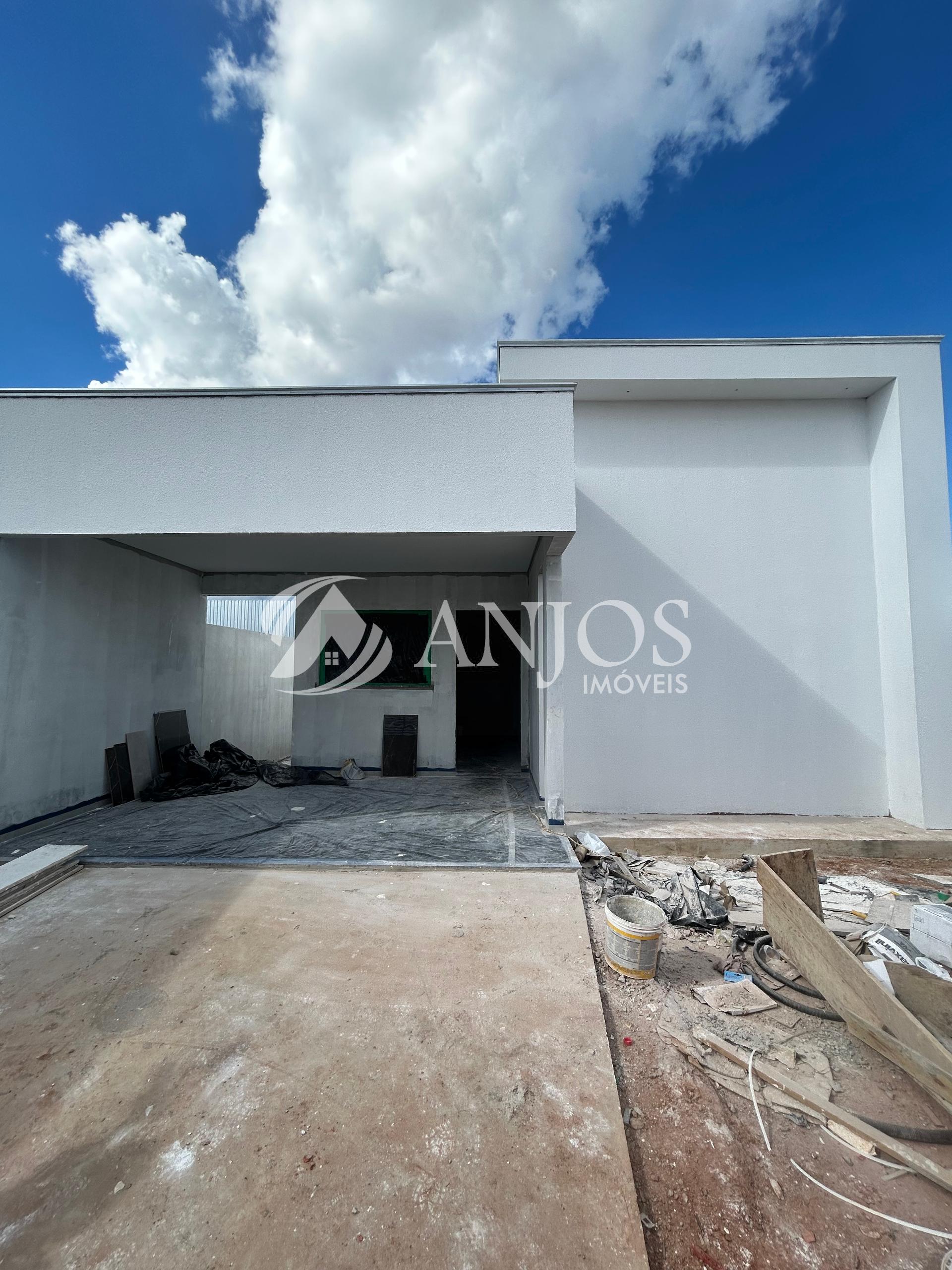 CASA NOVA Á VENDA  DISPONIVEL NO  JARDIM PIENZA, EM SINOP - MT.