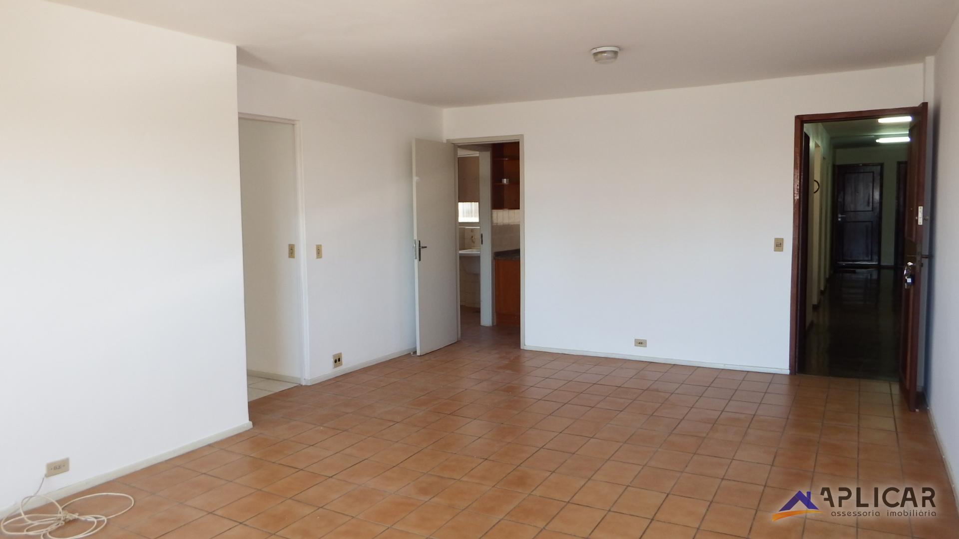 APARTAMENTO COM 3 QUARTOS SENDO 1 SUÍTE NO EDIFICIO SANTA CRUZ...