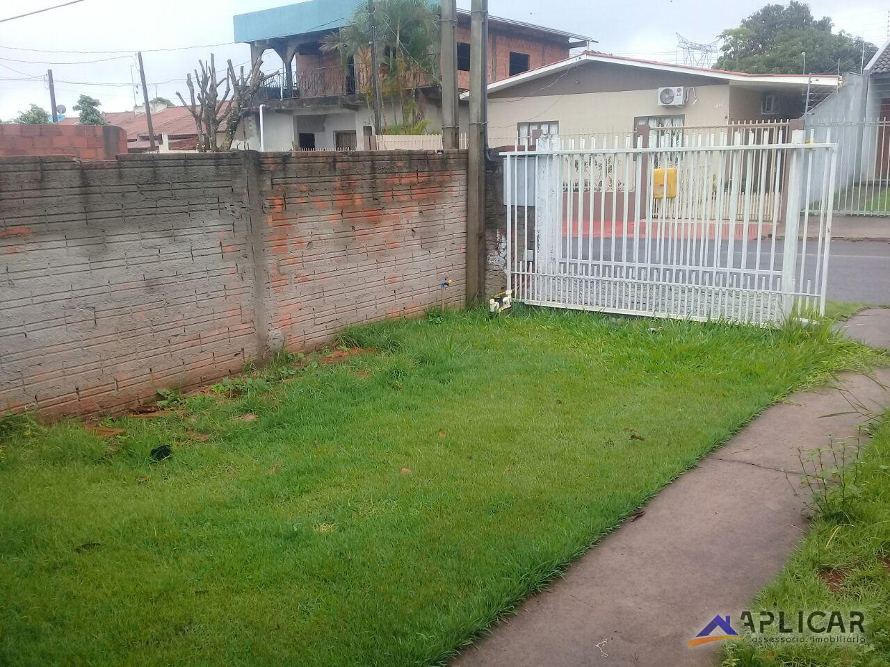 CASA  COM 2 QUARTOS PARA LOCAÇÃO NO JARDIM UNIVERSITARIO I