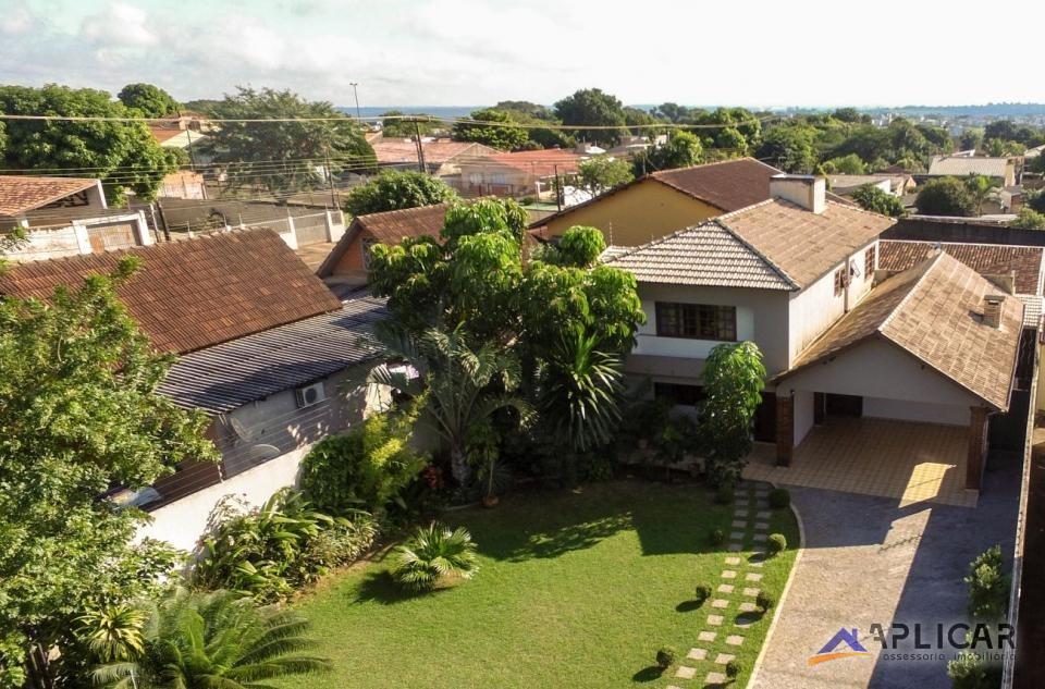 Sobrado com 260 m2 no Jardim Santa Rosa, em Foz do Iguaçu - PR