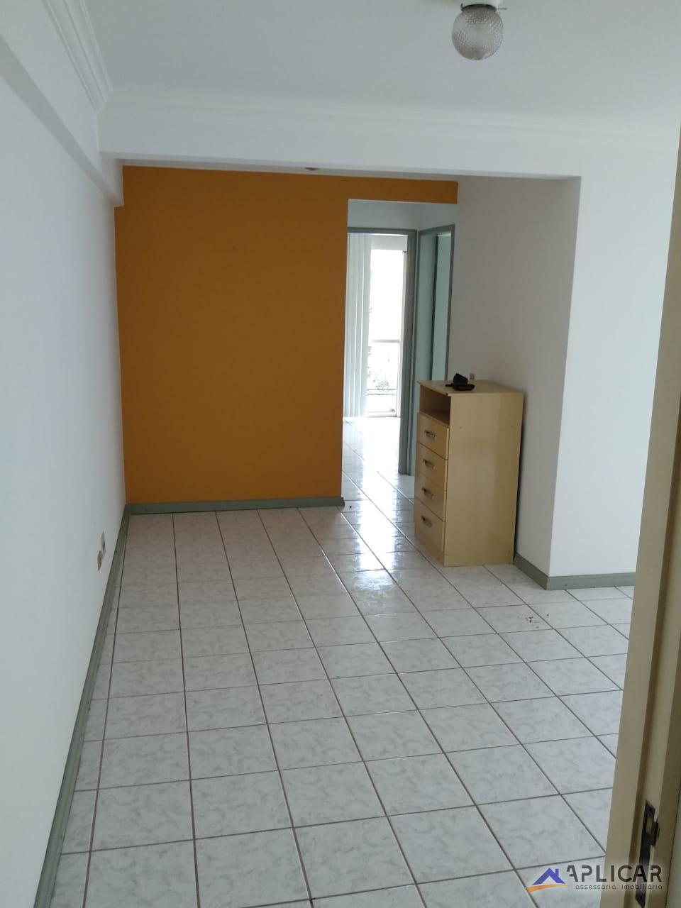 Apartamento no Condomínio VILA VERDE, no Centro de Foz do Igua...