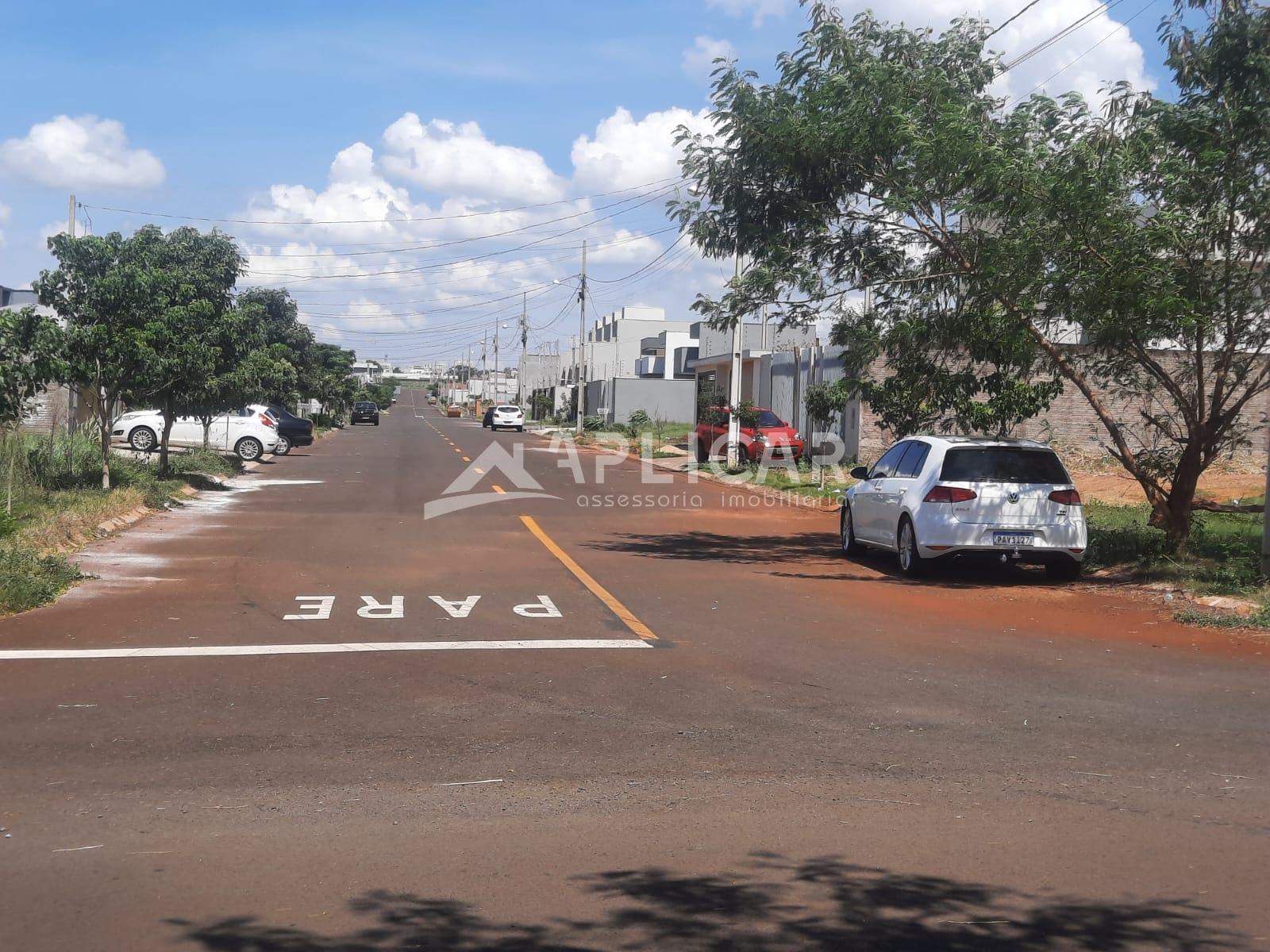 TERRENO COM 300 m  Á VENDA NO JARDIM IPÊ IV, FOZ DO IGUAÇU - PR