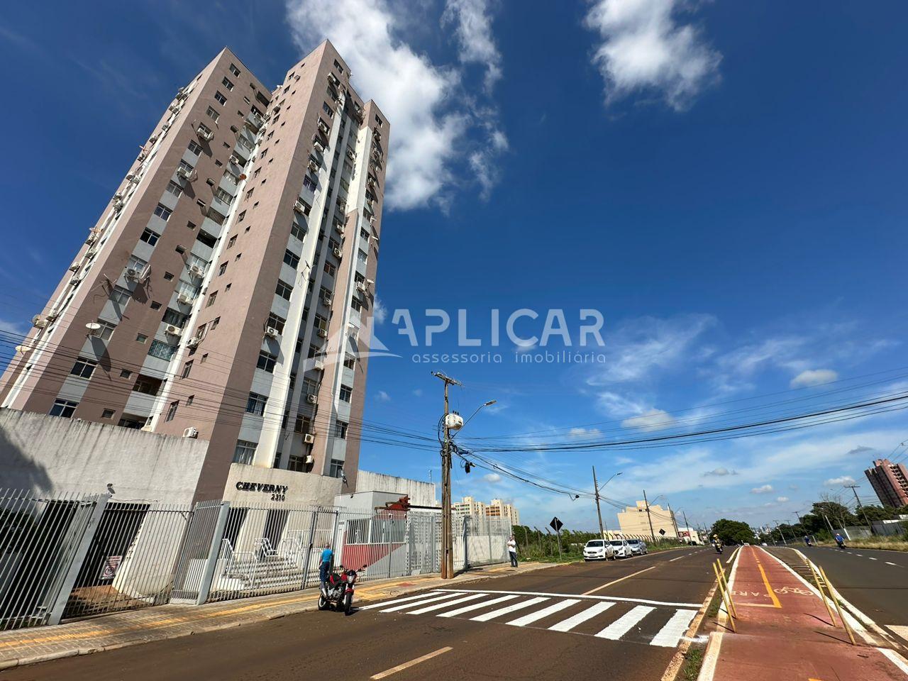 Apartamento à venda mobiliado no EDIFÍCIO CHEVERNY, Polo Centr...