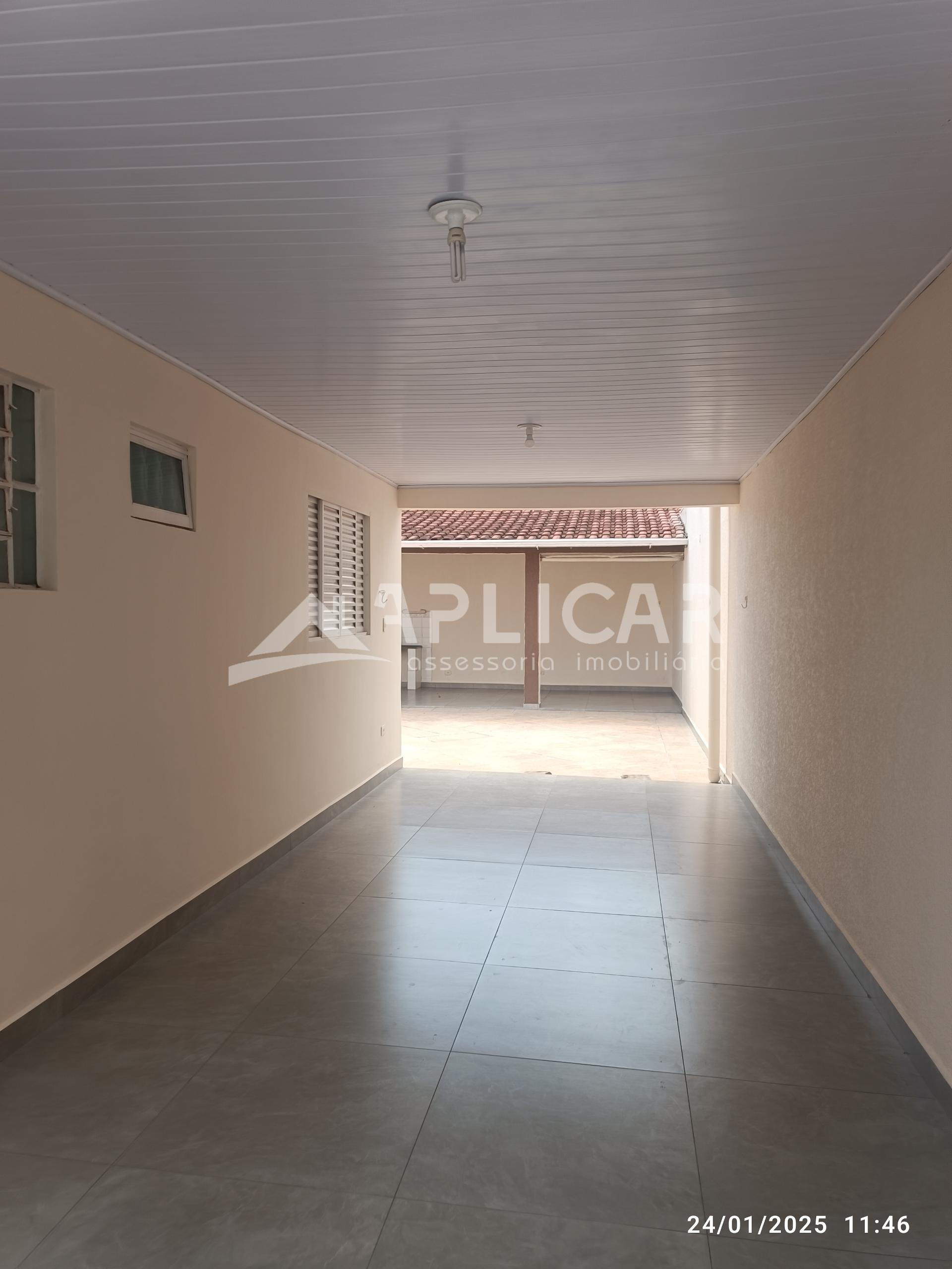 CASA SEMI MOBILIADA NO CONJUNTO LIBRA - FOZ DO IGUAÇU - PR