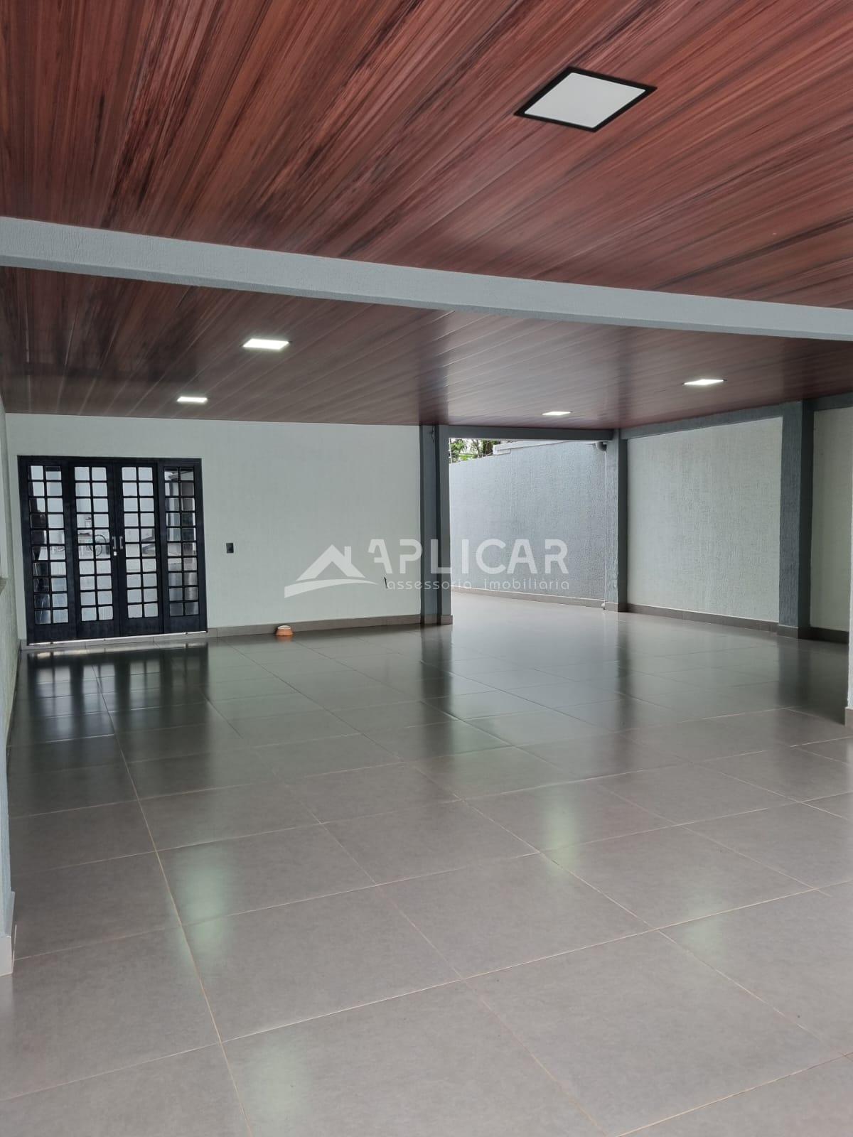Casa à venda com 4 dormitórios no Jardim Lancaster, FOZ DO IGU...