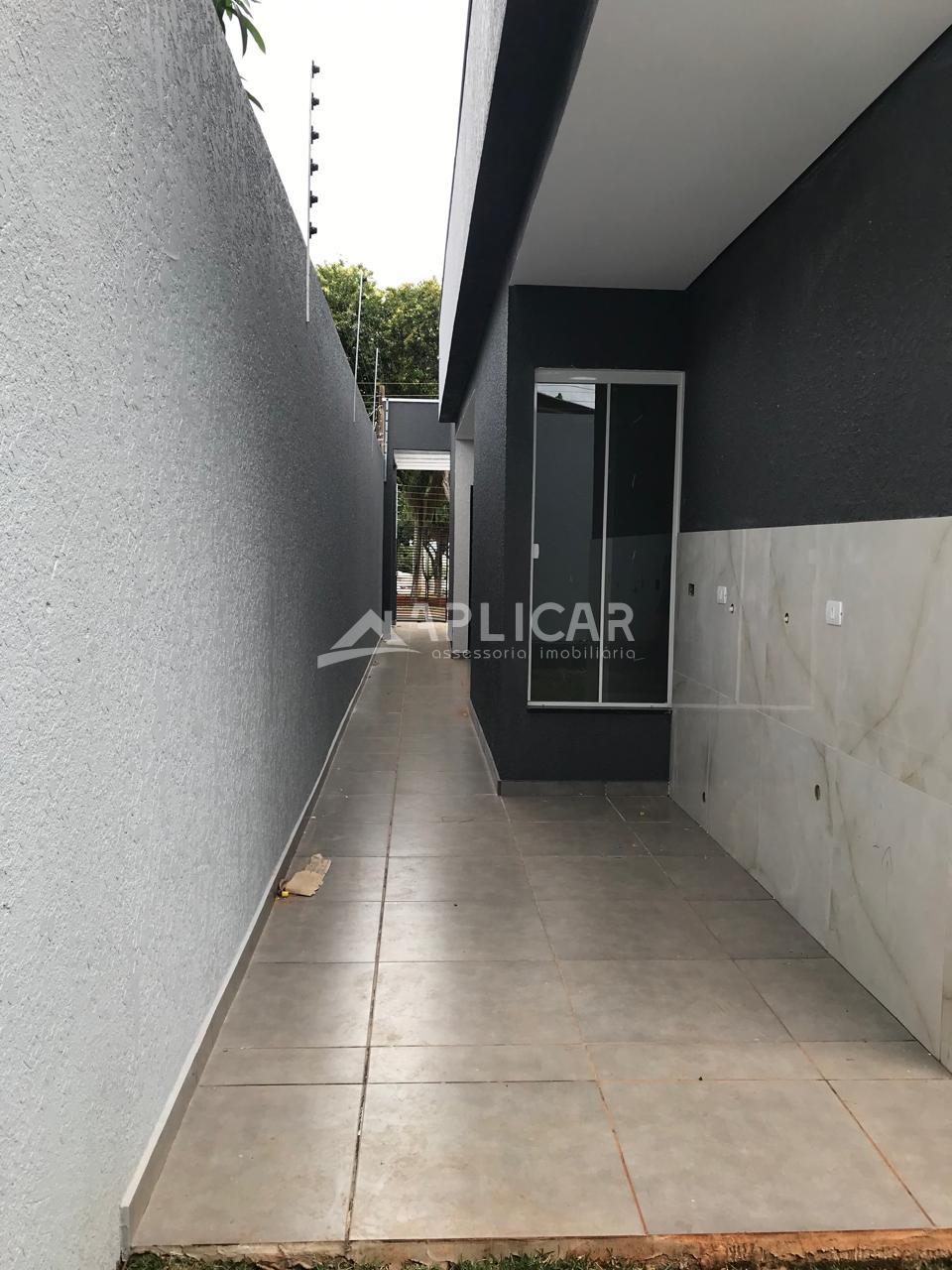CASA EM CONSTRUÇÃO NO BAIRRO MORUMBI II COM 3 DORMITÓRIOS - Fo...