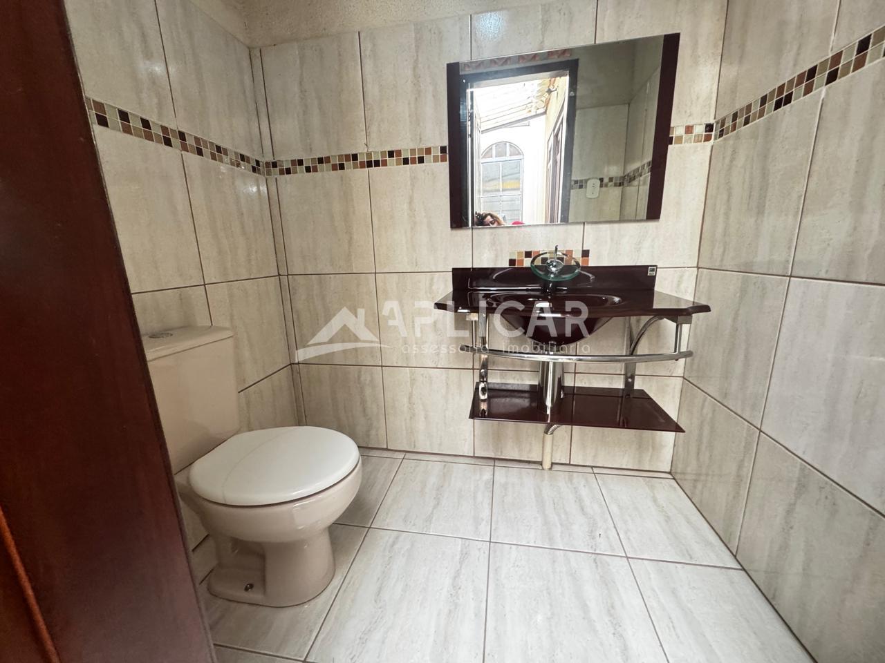 CASA NO CENTRO À VENDA PRÓXIMO A AVENIDA JK - FOZ DO IGUAÇU PR