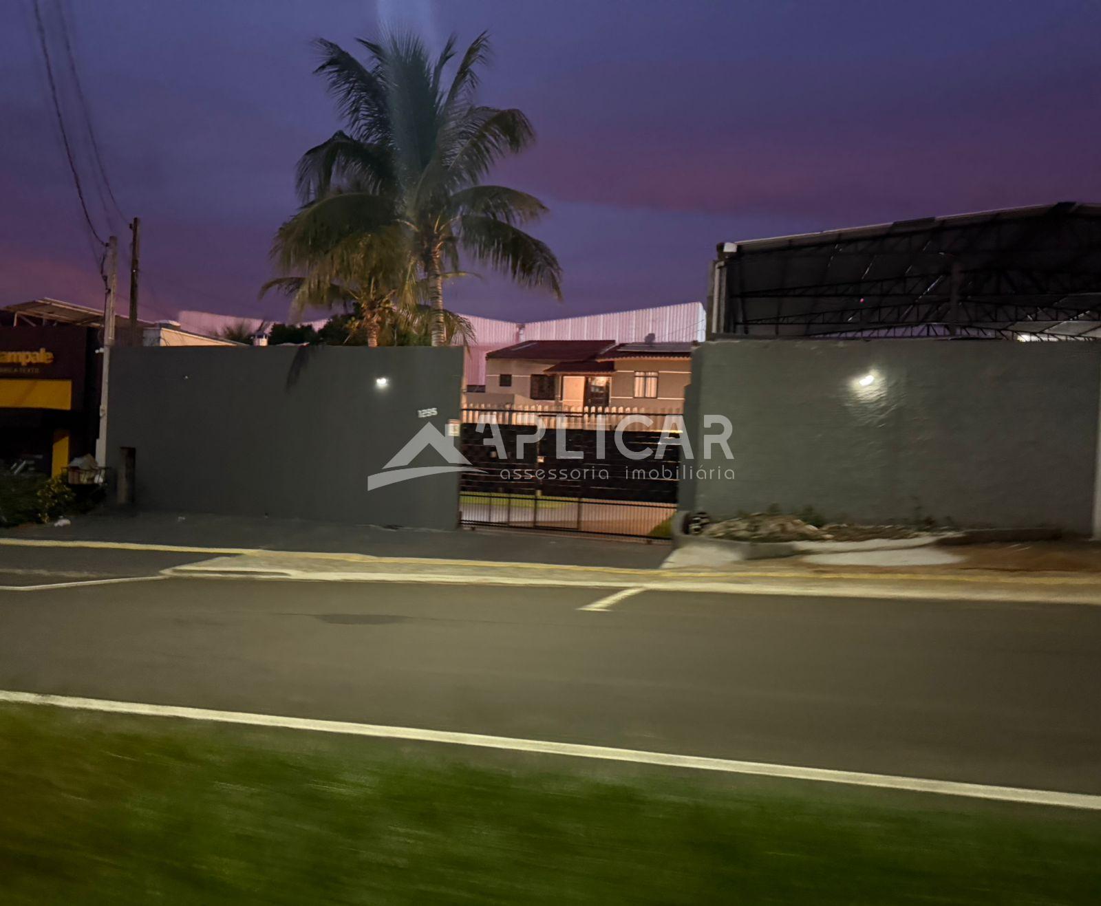 Sobrado à venda com 183,00 m2 de construção, Jardim Panorama, ...