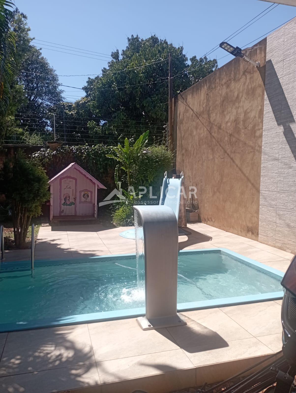 Casa à venda com piscina no Três Bandeiras, FOZ DO IGUACU - PR