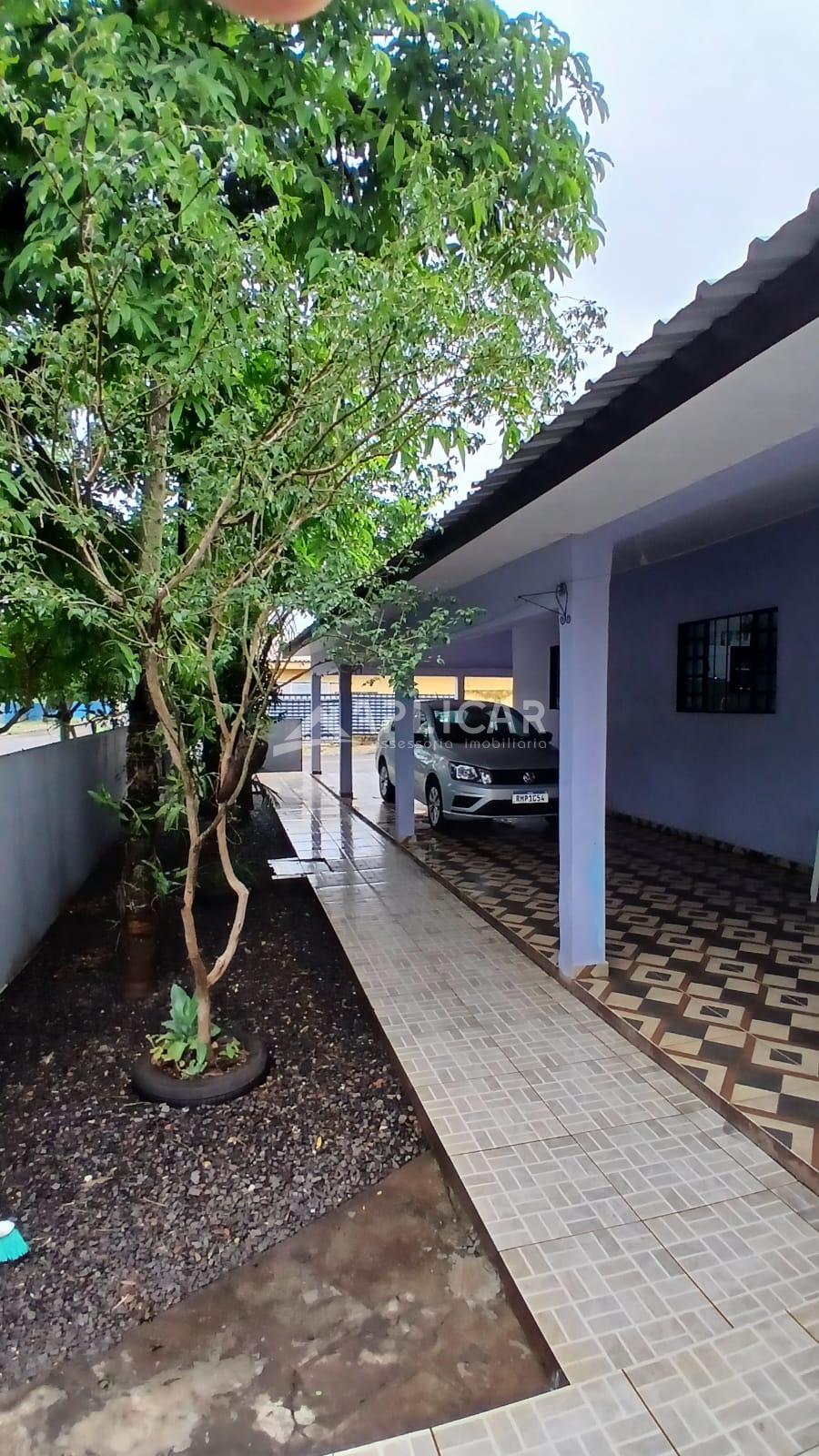 Casa na Vila Adriana com 170m2 com 4 dormitórios, FOZ DO IGUAC...