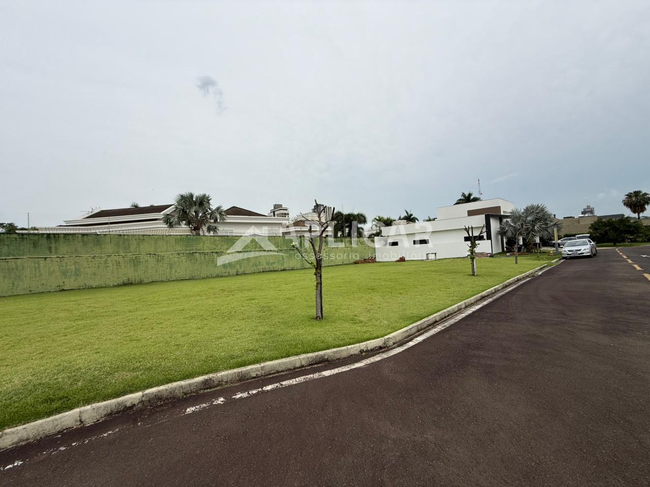 TERRENO NO CONDOMÍNIO  DAS ARAUCÁRIAS - JARDIM POLO CENTRO FOZ...