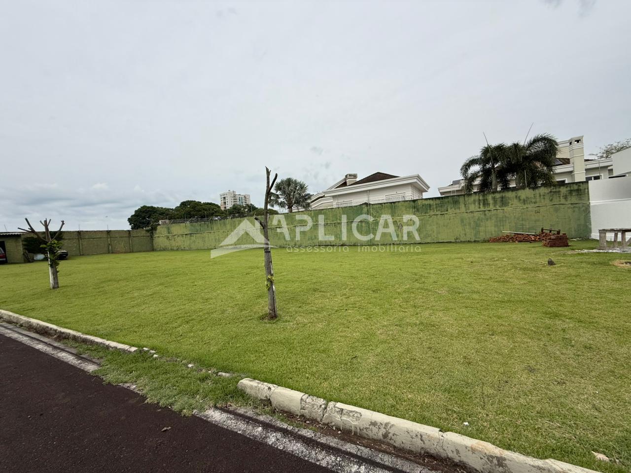 TERRENO NO CONDOMÍNIO  DAS ARAUCÁRIAS - JARDIM POLO CENTRO FOZ...