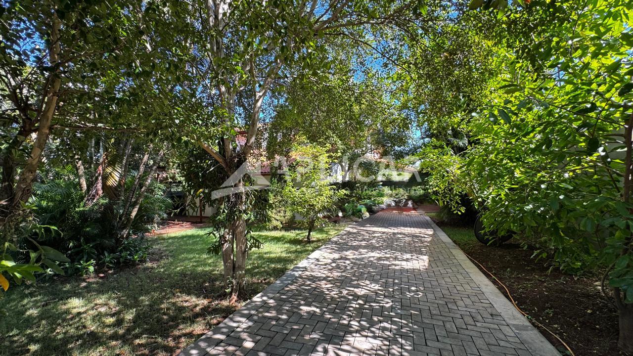 Sobrado no Polo Centro -com 450 m  de área construída - Foz do...