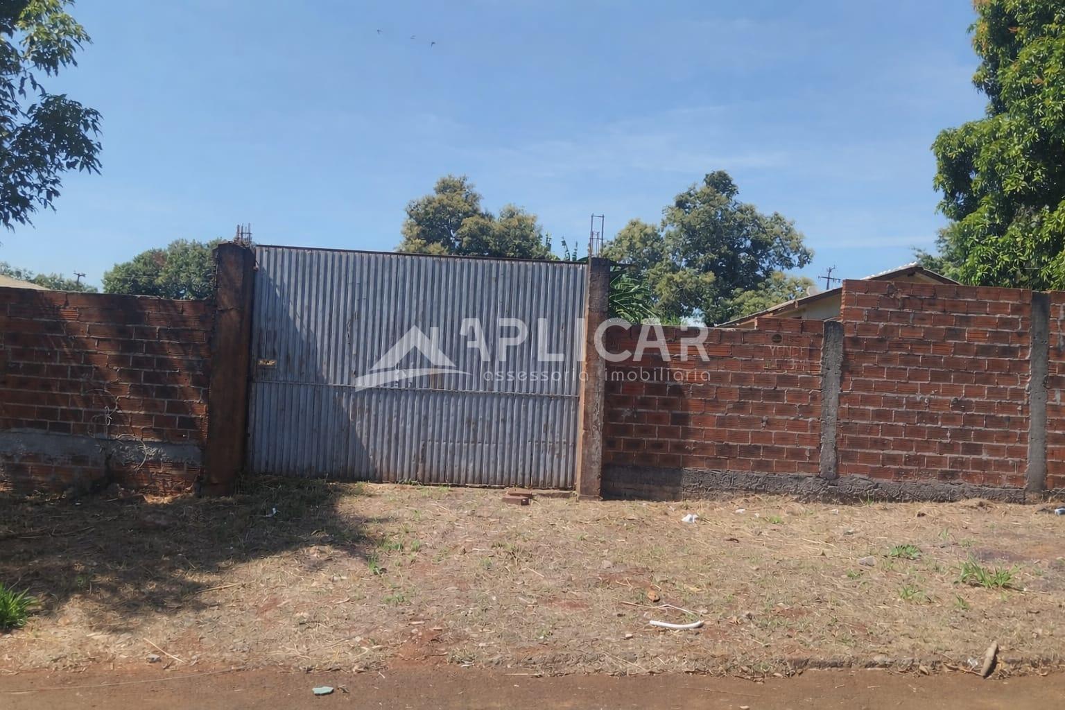 Terreno com 718 m2 no, Jardim Paraná, FOZ DO IGUACU - PR