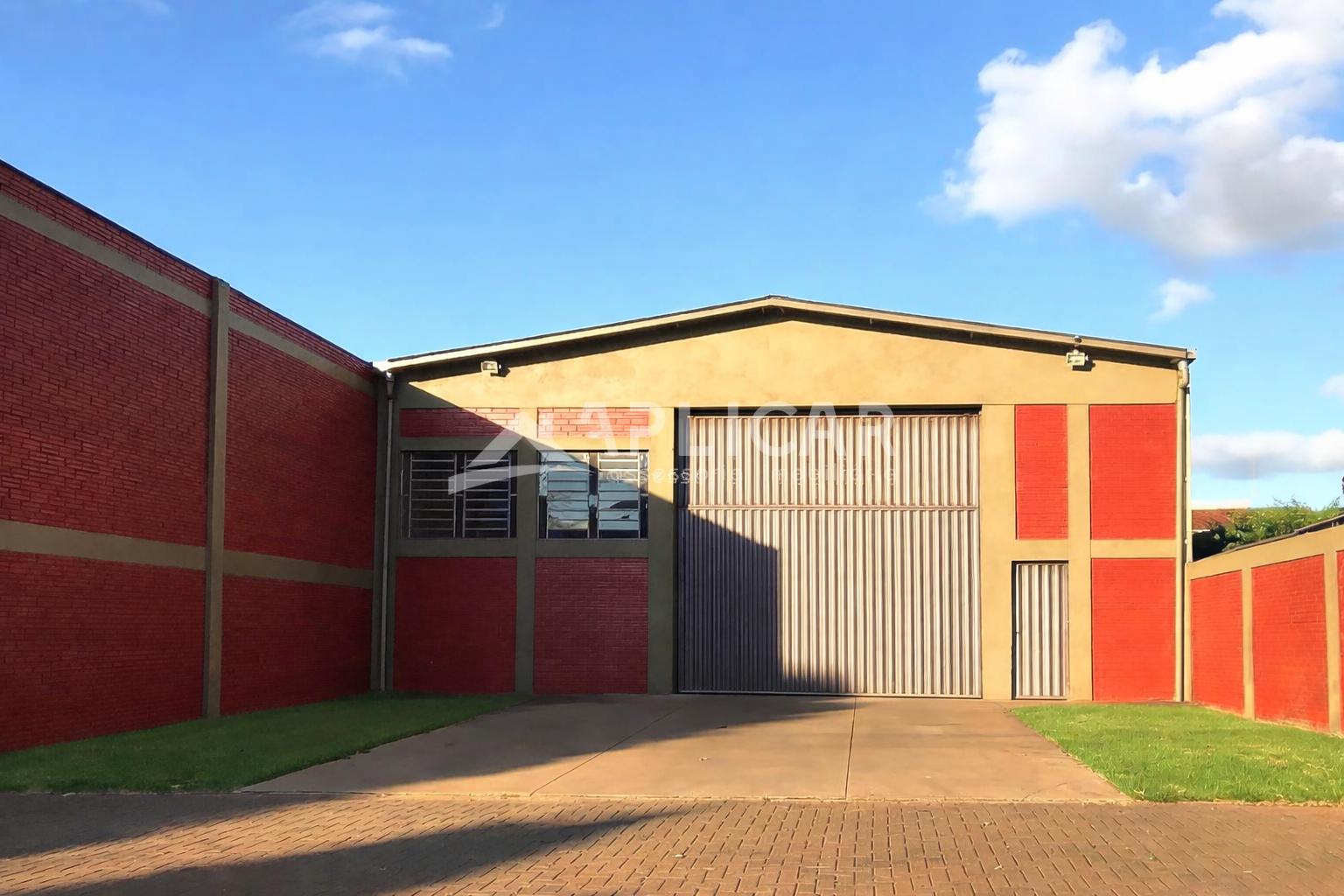 Barracão Comercial com 273m2 no Parque Presidente I - Foz do I...