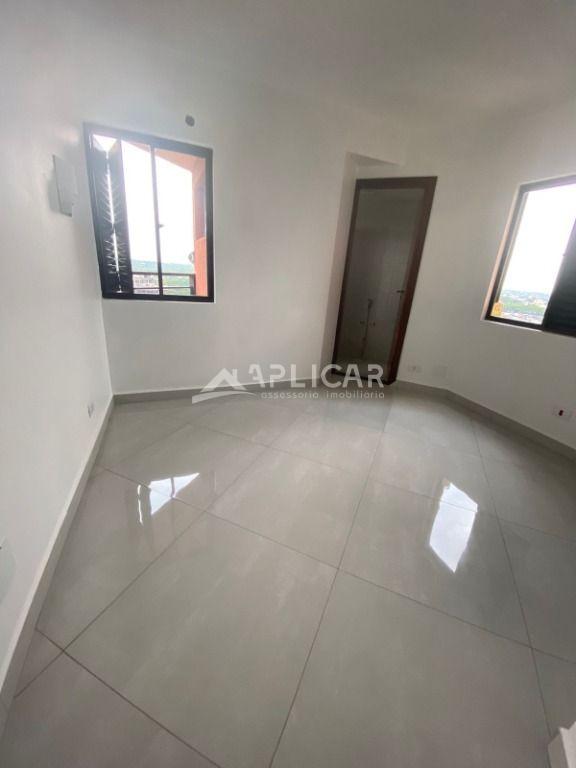 Apartamento no Edifício Mansão de Florença, Jardim Central, FO...