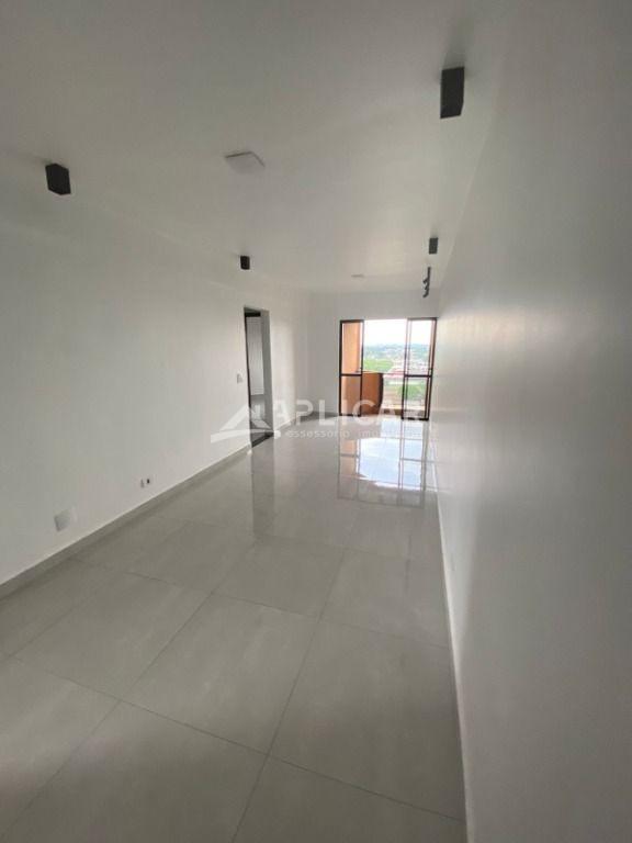 Apartamento no Edifício Mansão de Florença, Jardim Central, FO...