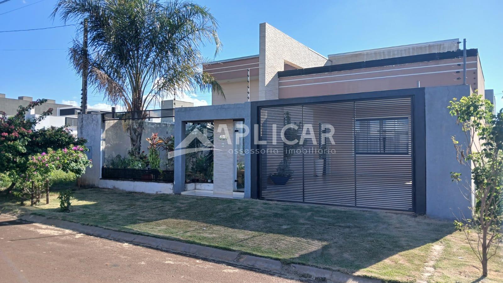 Casa com 165 m2 com espaço gourmet, no Jardim Ipê, FOZ DO IGUA...