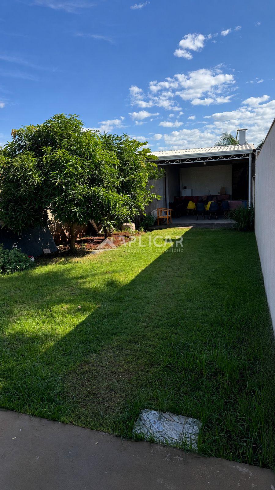 Casa averbada no Jardim Cataratas -  FOZ DO IGUACU - PR