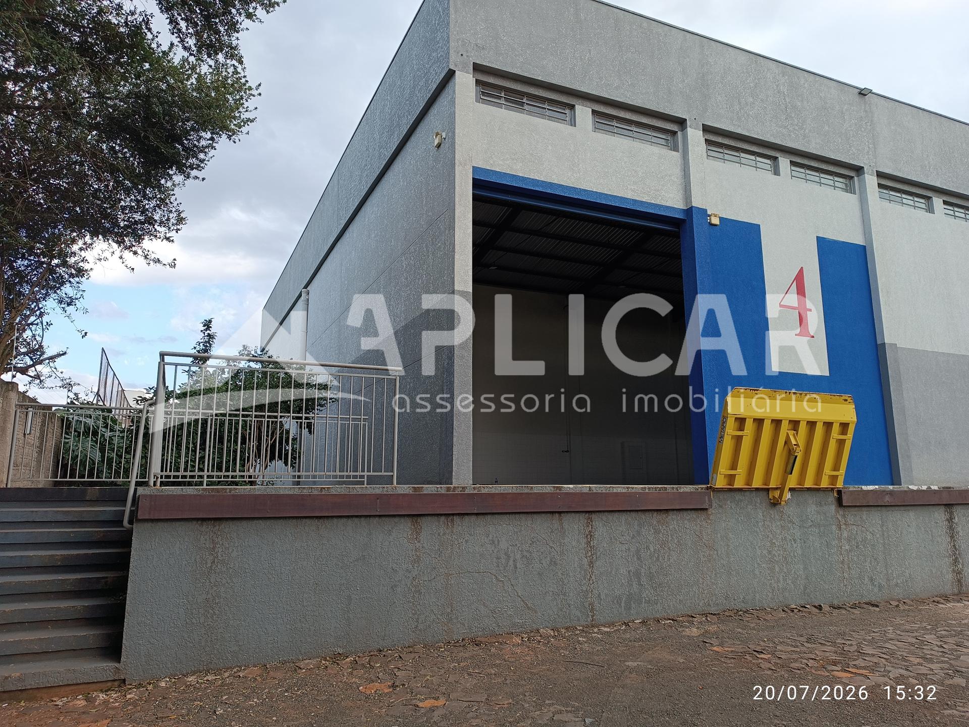 BARRACÃO COMERCIAL COM 320 M2 NO JARDIM NACIONAL - FOZ DO IGUAÇU