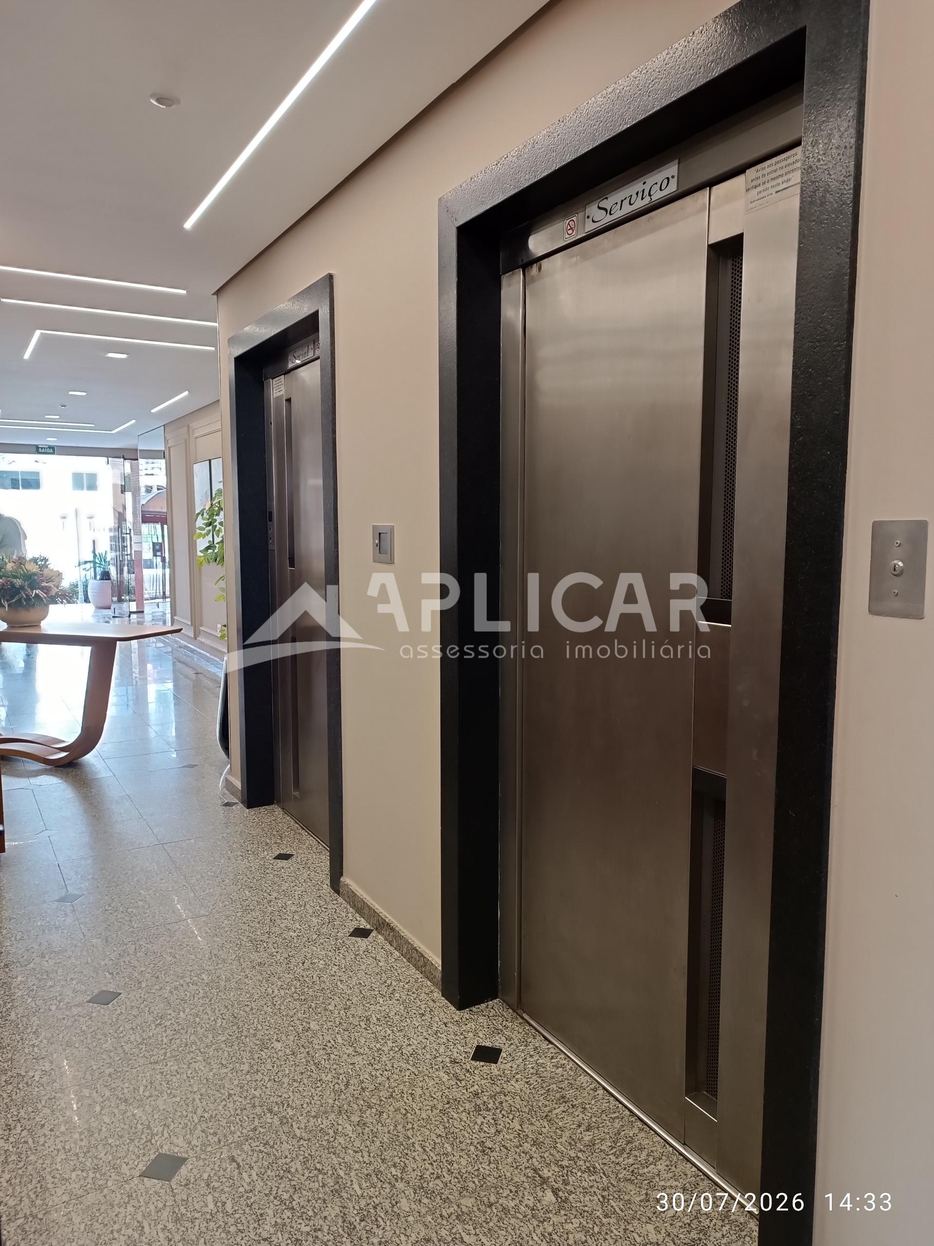 Apartamento no EDIFÍCIO MONTE CARLO com 3 quartos (sendo 2 suí...