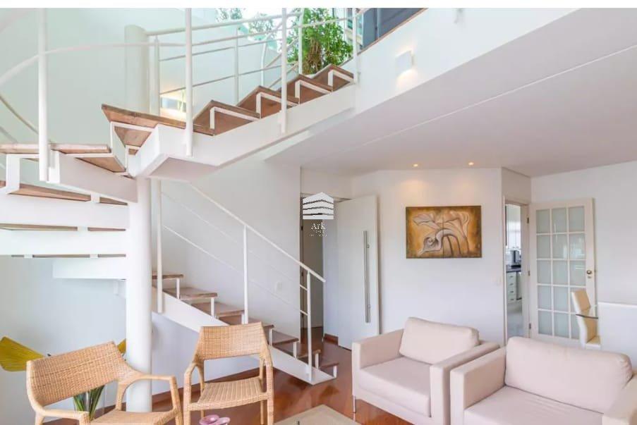 Cobertura duplex à venda na Chácara Klabin, edifício Monte Carlo