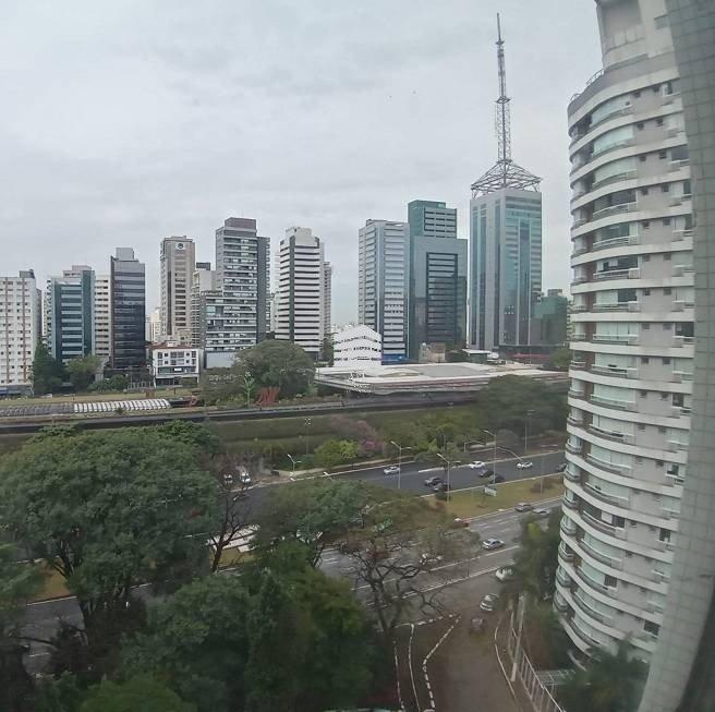 Apartamento 3 dormit?rios ? venda na Vila Mariana, edif?cio Ch...