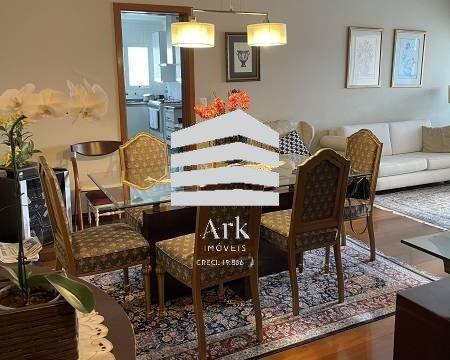 Apartamento de 133 metros alto padrão. possui 3 dormitórios se...