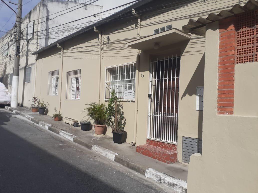 Casa t?rrea de vila fechada  -  65 metros ?til - 16 X 4 terreno