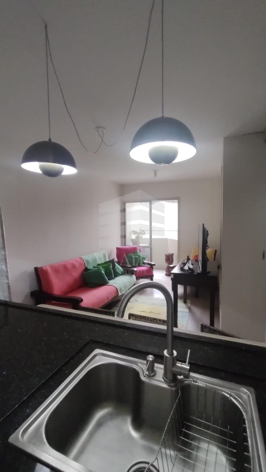 Apartamento com 2 dormitórios na Vila Gumercindo - SÃO PAULO - SP