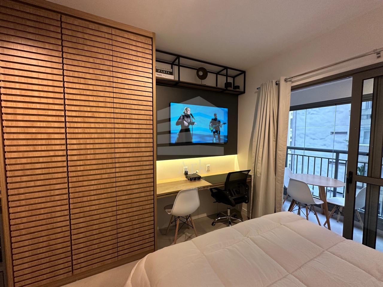 Studio ? venda, 24,99m2 com Varanda - Moema, SAO PAULO - SP