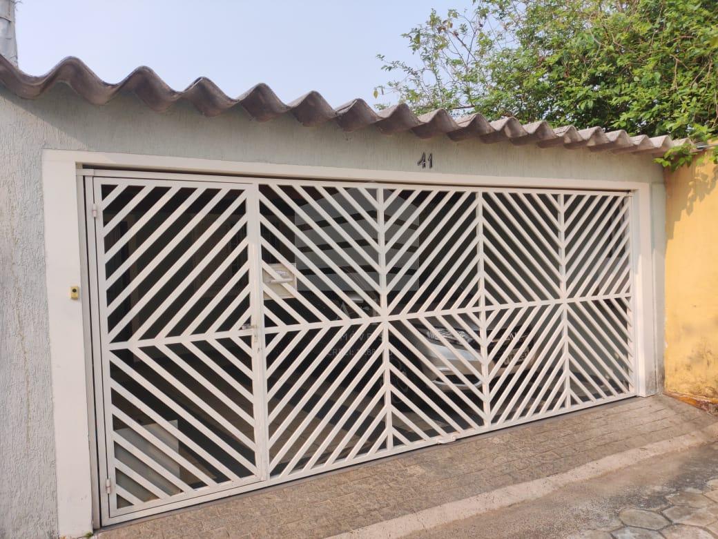 Casa em Rua tranquila, com 4 dormit?rios - 168m  - cozinha ame...