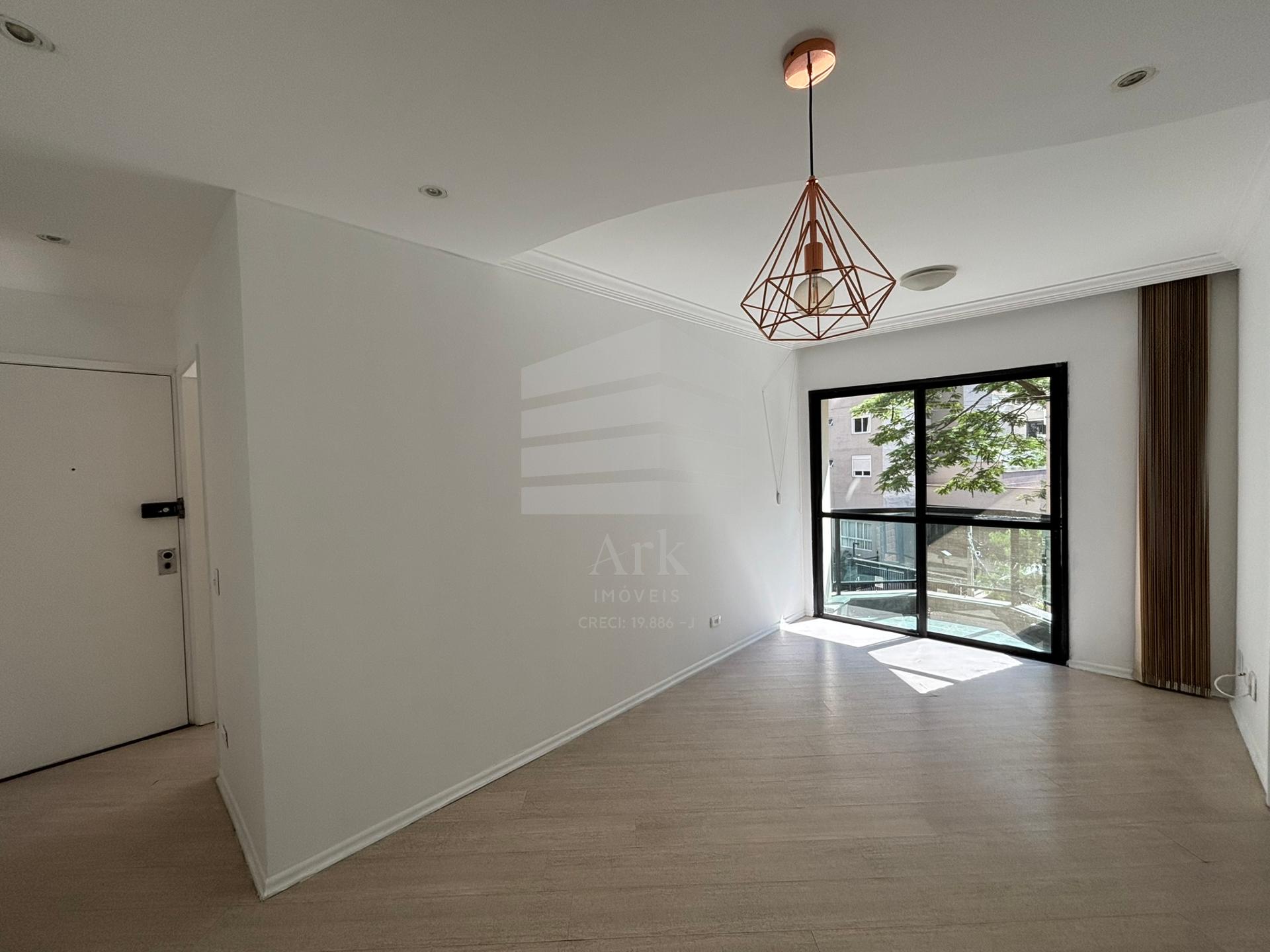 Apartamento à venda, Chácara Klabin, 2 dorms., 2 vgs, lazer 