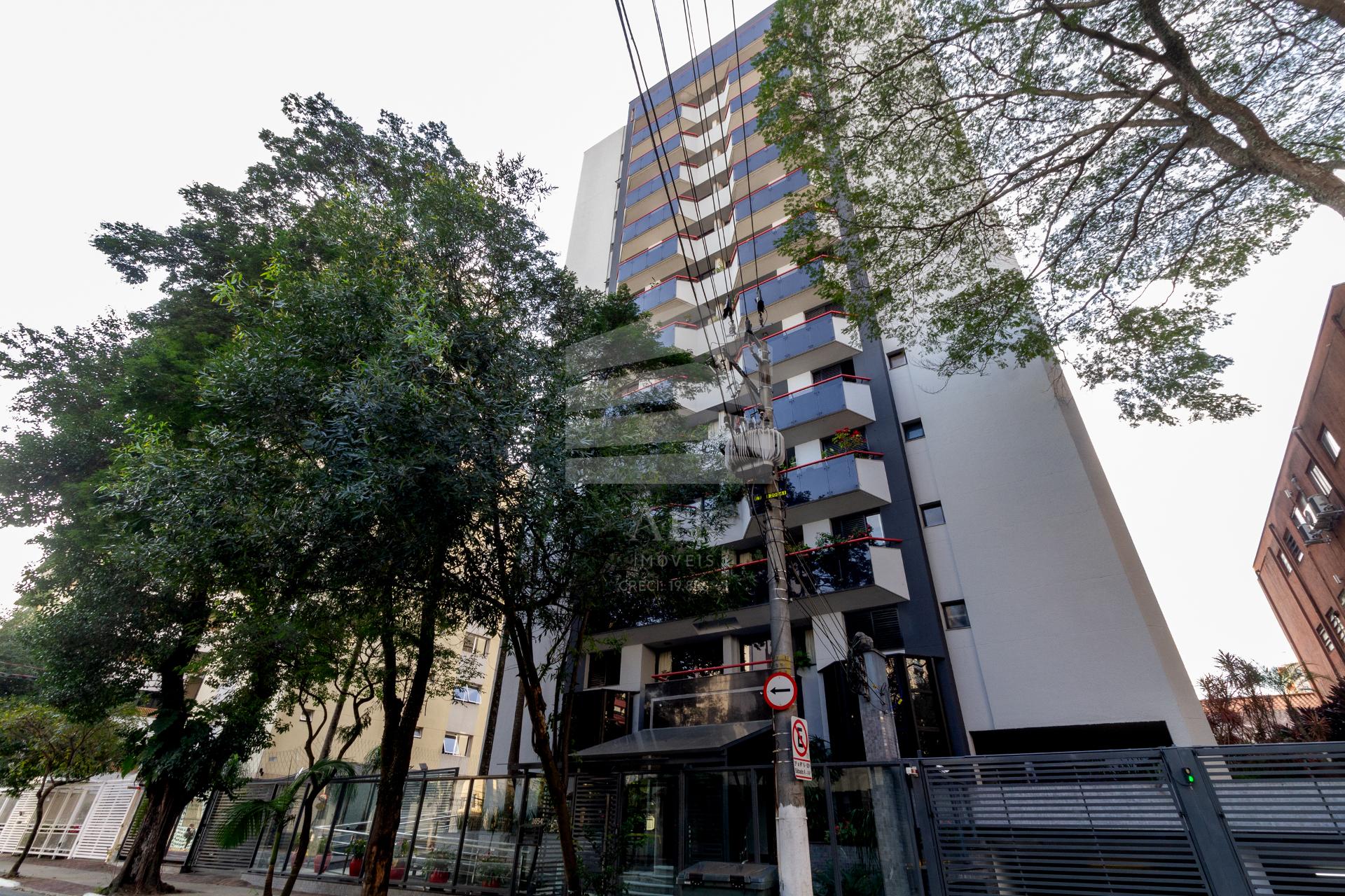 Apartamento com 3 quartos sendo 1 suíte, sacada, 3 banheiros, ...