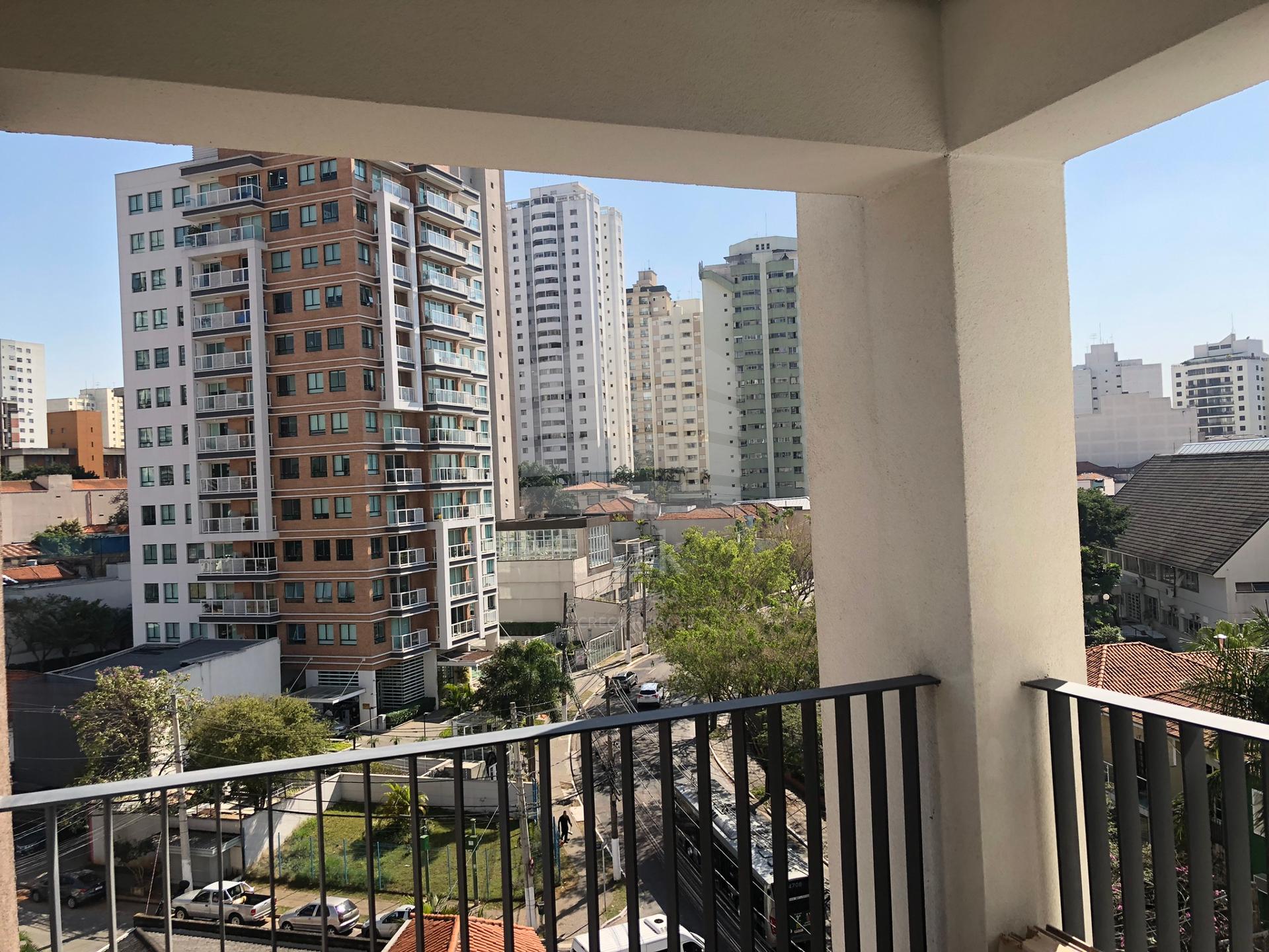Studio para locação, a 150 m do Metrô Klabin, mobiliado, sem vaga