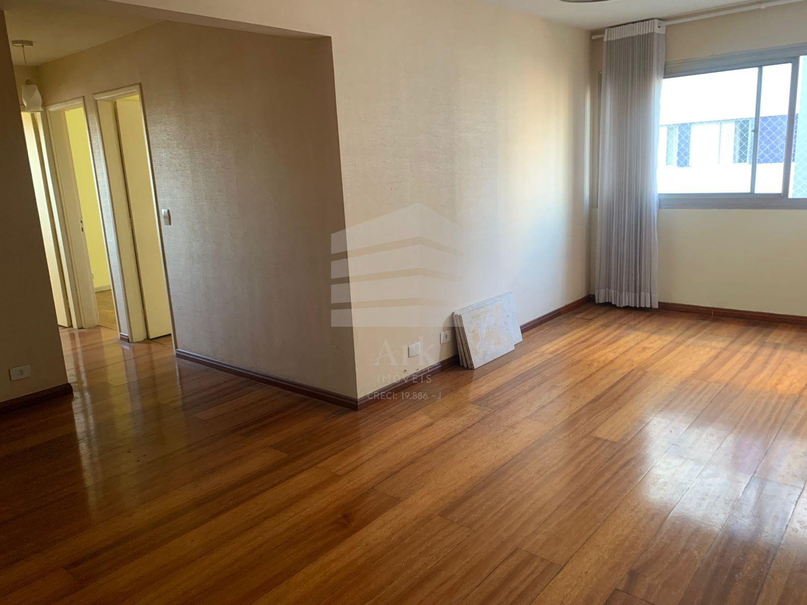 Apartamento à venda com 74m  e 3 dormitórios na Vila Gumercind...