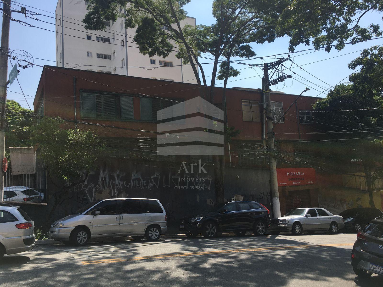 2 Galpões para venda com 2 apartamentos no andar superior e 2 ...