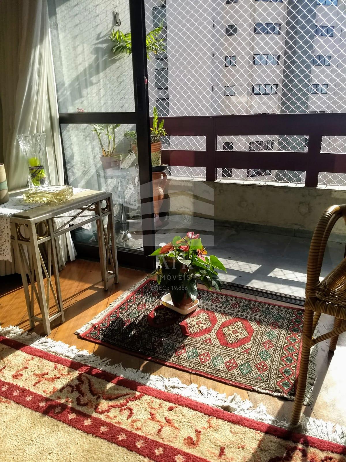 Klabin  recém reformado, andar alto, 3 dorms., sendo 1 ste, sa...
