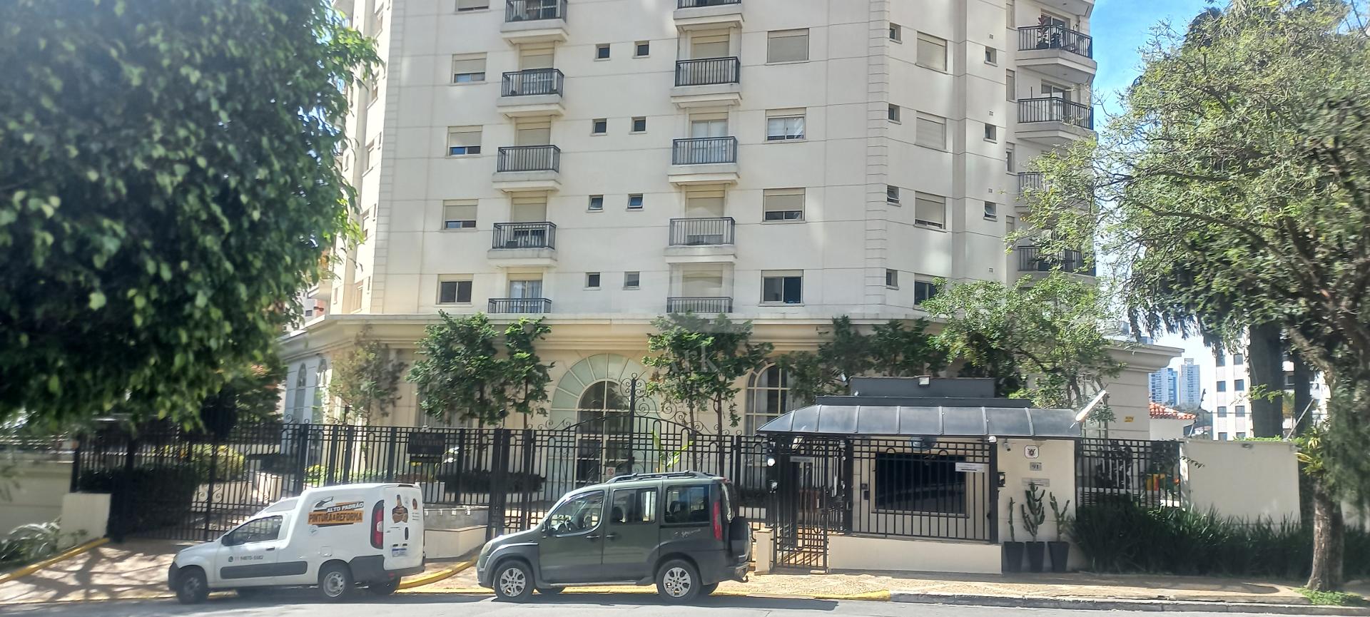 Apartamento à venda com 170m  e 4 dormitórios na Chácara Klabi...