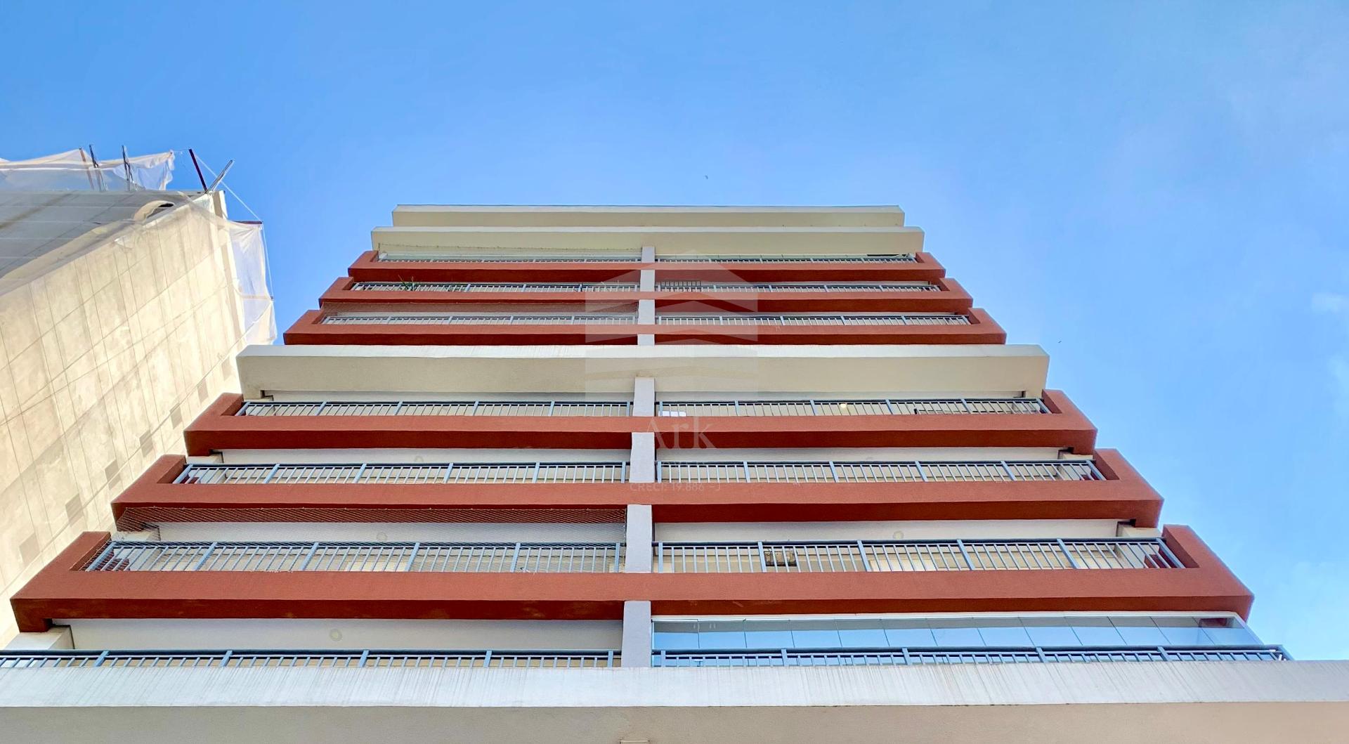 Aluga se apartamento de 35 m, com 1 suíte, sala, cozinha, vara...