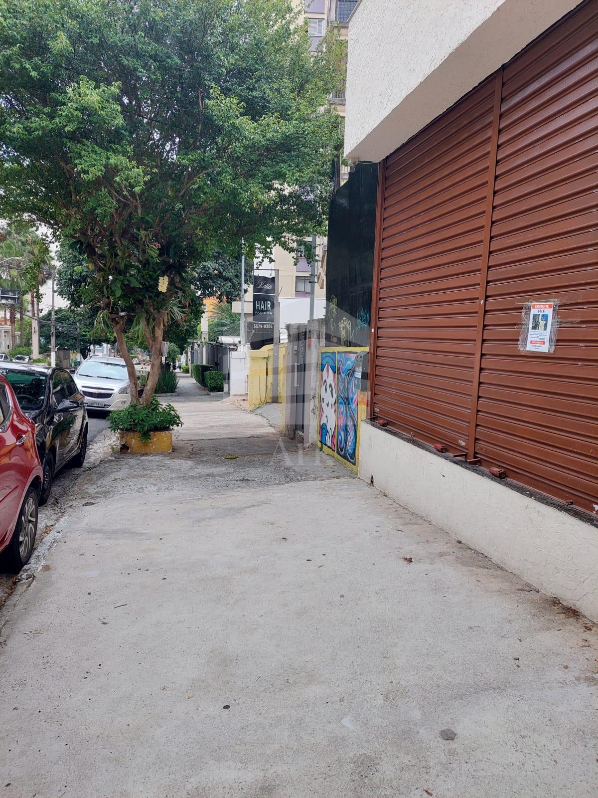 Loja   Ponto Comercial para Locação em Frente ao SESC Vila Mar...