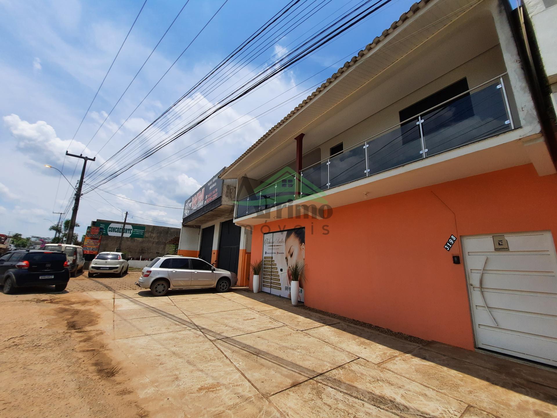 Im?vel comercial ? venda com casa, na BR 364, em Ji-Paran?-RO