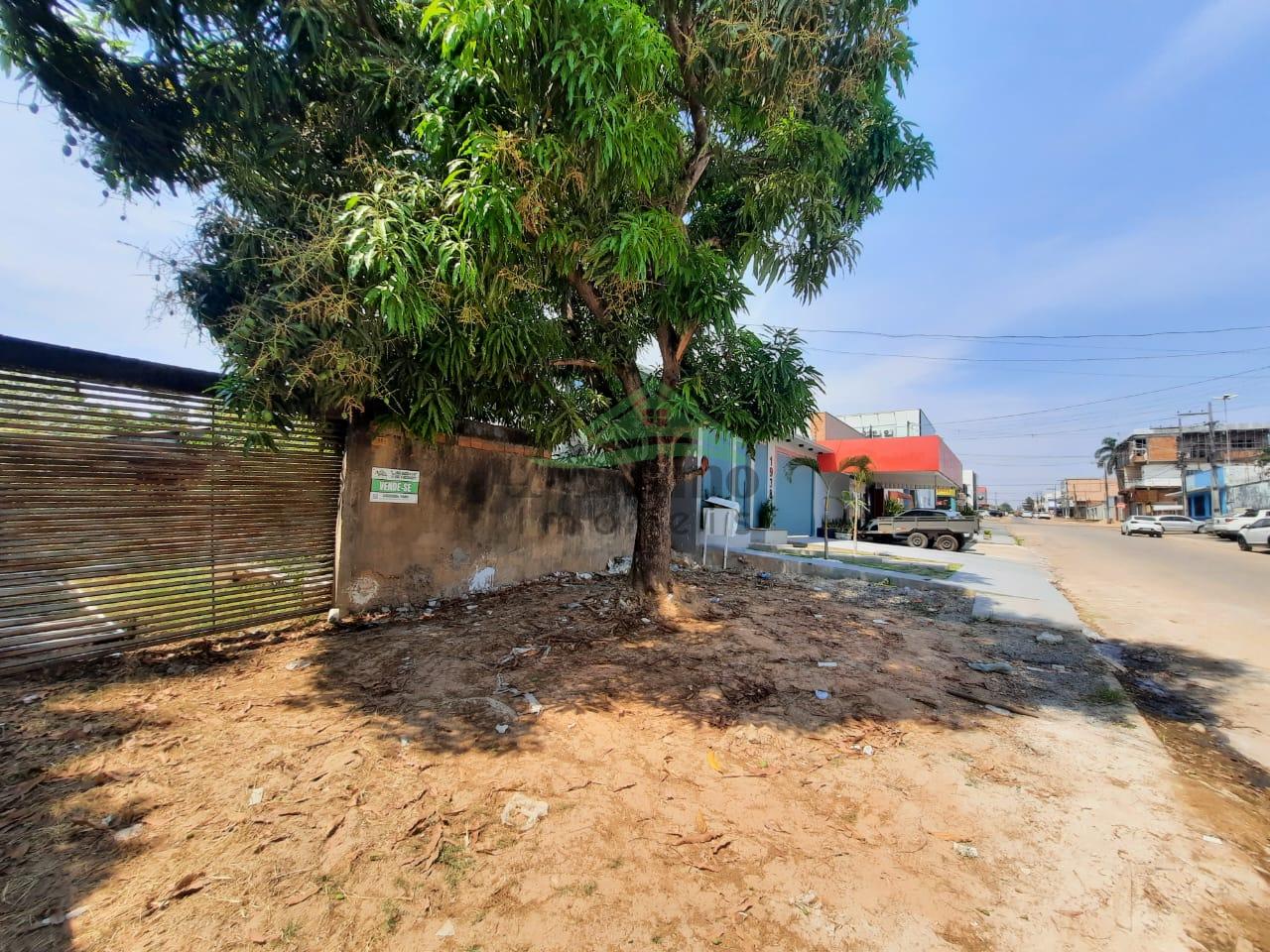 Terreno ? venda com 300 metros quadrados, escriturado, no bair...
