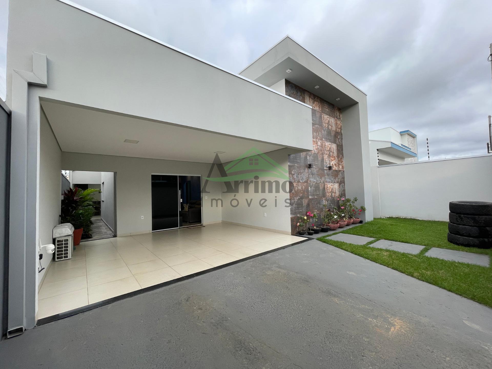 Casa com 02 su?tes mais 01 quarto e piscina, bairro Colina Par...