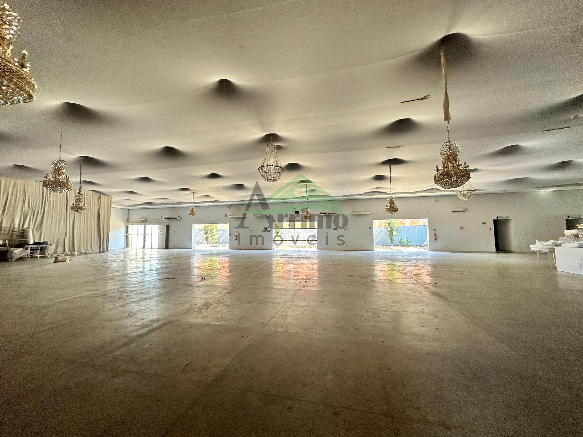 Barrac?o para loca??o na Br 364, sa?da para Ouro Preto em Ji-P...