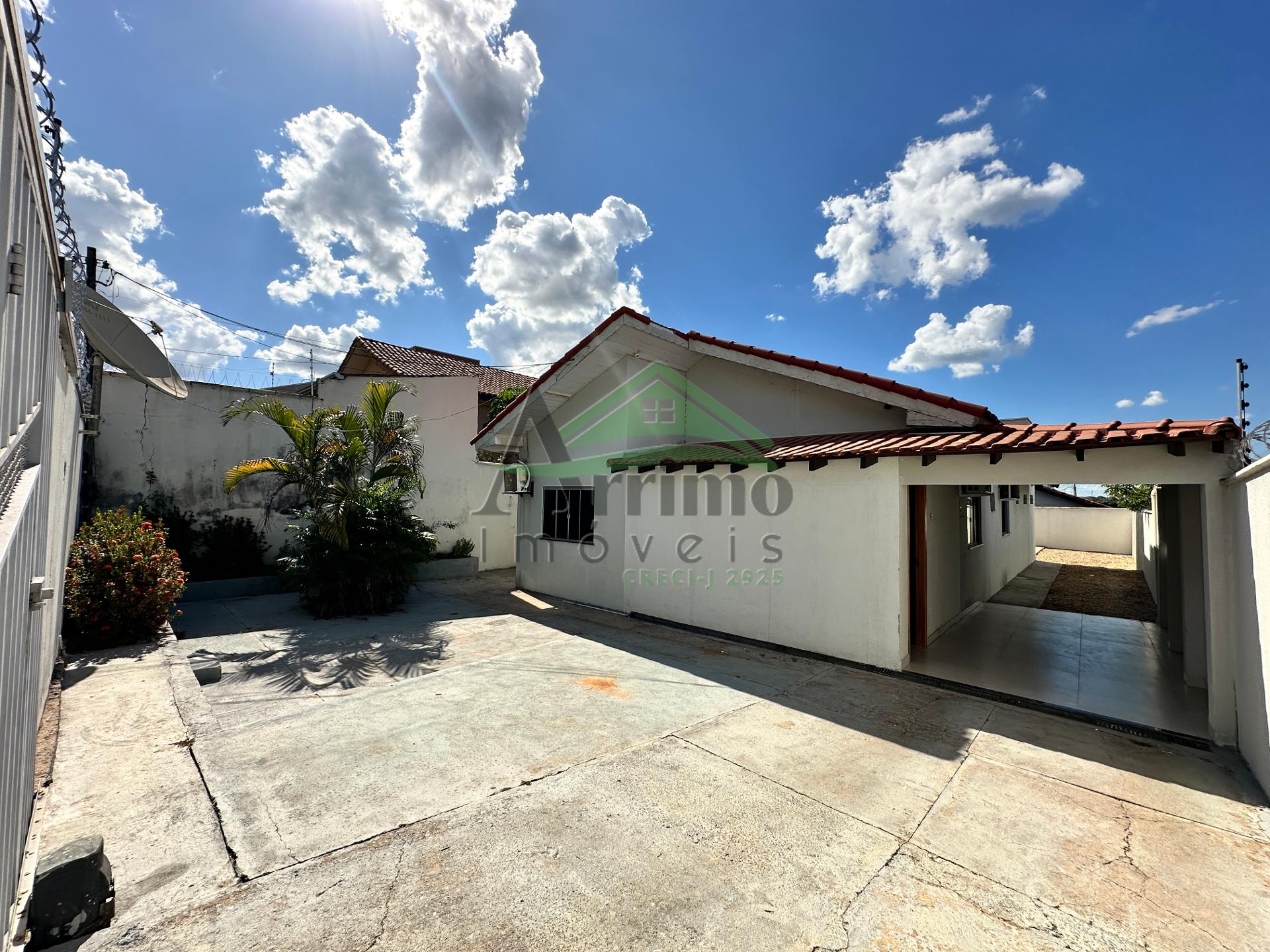 Casa a Venda com 1 Su?te e 1 Quarto, Jardim Presidencial, JI-P...